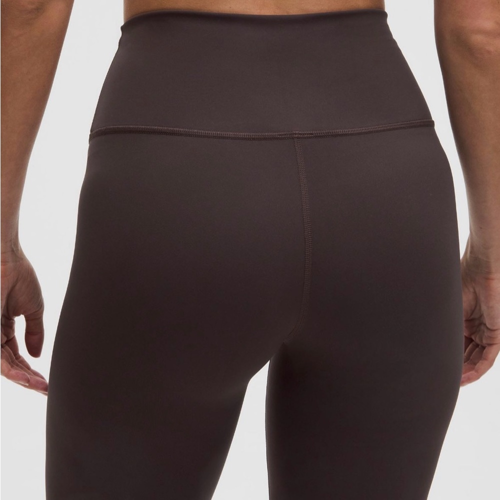 Lululemon Wunder Train HR Tight 28” - Picture 5 of 10